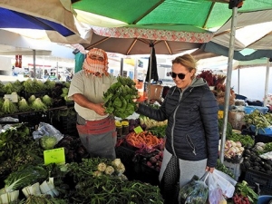 Çeşme’de, Virüse Poşulu Önlem