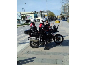 Dışarıya Çıkan 65 Yaş Üstü Vatandaşlar Polis Ekiplerince Uyarıldı