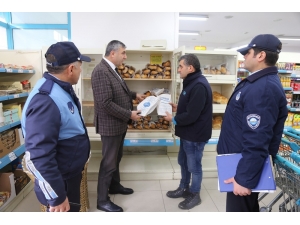 Poşetsiz Ekmek Satanlara Ceza Kesilecek