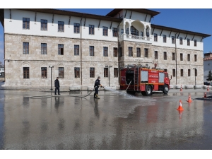 Başkan Bilgin: “Evde Kalarak Hayatları Kurtaracağız”