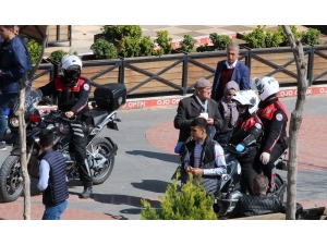 Batman’da Yasağa Uymayan Yaşlılara Polis Uyarısı