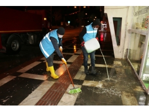 Akçakale’de Dezenfekte Çalışmaları Aralıksız Sürüyor