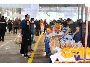 Beylikdüzü’nde Pazarda Sadece Gıda Satışı Olacak