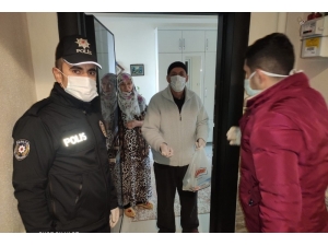 Emniyet’ten Sokağa Çıkma Kısıtlaması Bulunan Vatandaşlara Hizmet