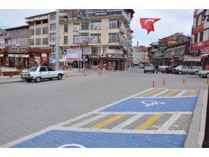 Korona Virüs Tedbirleri Sebebiyle Sokaklar Boş Kaldı