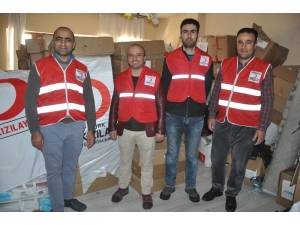 Kızılay Şubesinden 200 Aileye Gıda Yardımı