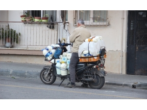 Aydın’da Vatandaşlar Doğal Süte Yöneldi