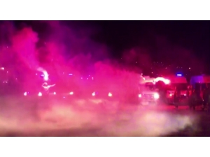 112 Ekiplerinden Tüm Türkiye İçin Sirenli, Havai Fişekli Moral Alkışı