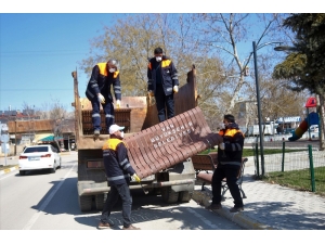 Van’daki Banklar Söküldü