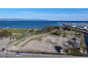 Finike Kent Meydanı Planı Bakanlığa İletildi