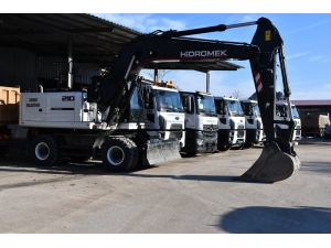 Kemer Belediyesi, Araç Filosunu Yeniliyor