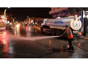 Kartepe’de 24 Saat Dezenfeksiyon