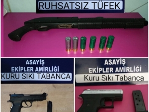 Şüpheli Şahıslarda Silah Ele Geçirildi