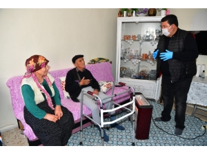 Yaşlı Çift Çareyi Başkan Çetin’i Aramakta Buldu