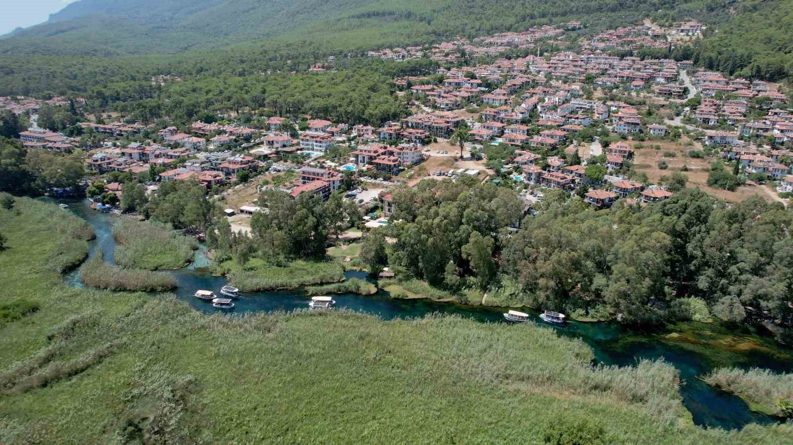 mugla-ya-yurt-disindan-8-bin-139-kisi-goc-etti