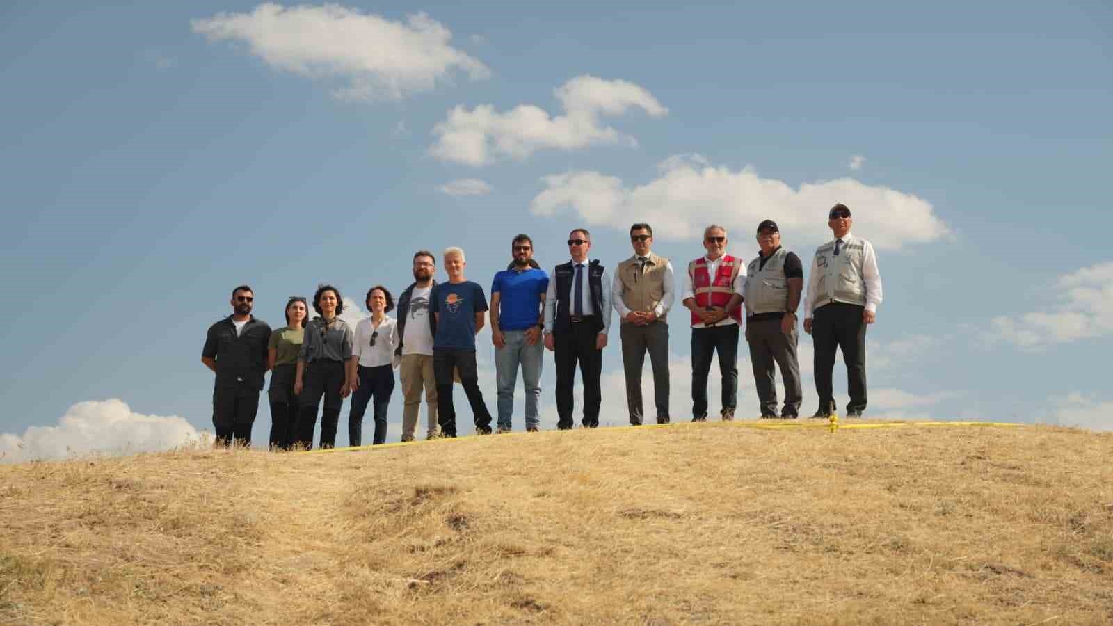 bakan-ersoy-ankara-nin-2-bin-800-yillik-frig-mirasindaki-ilk-kaziyi-acikladi