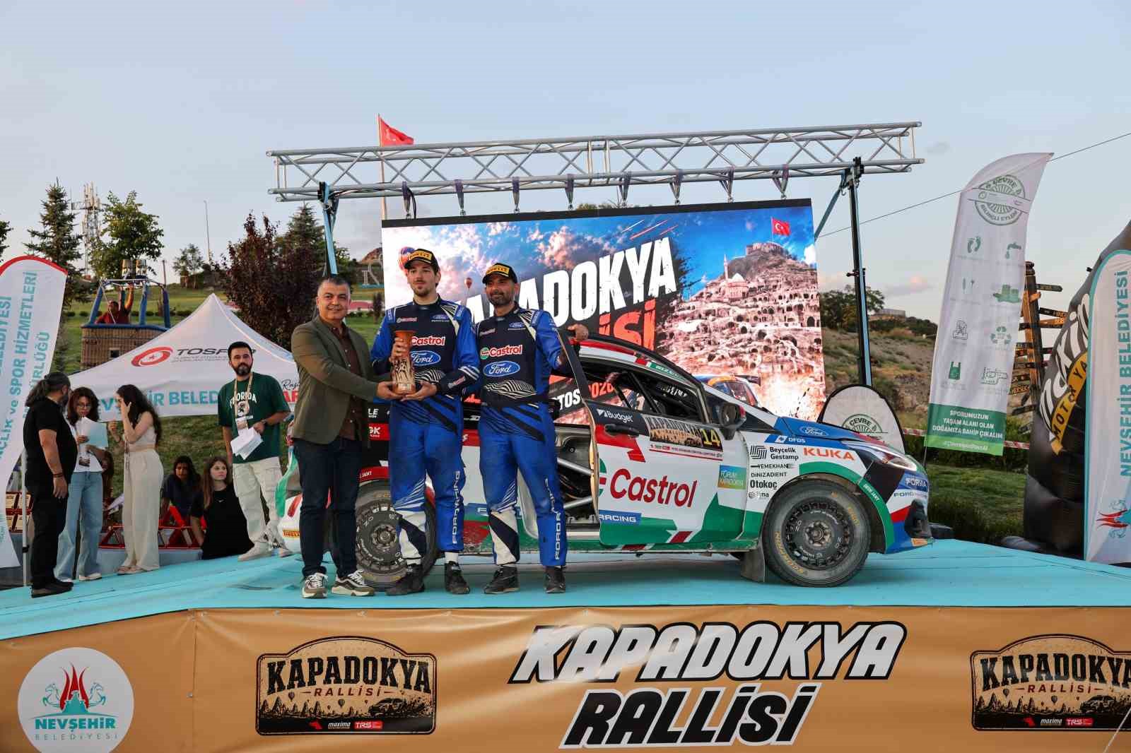castrol-ford-team-turkiye-den-kapadokya-rallisi-nde-duble-podyum