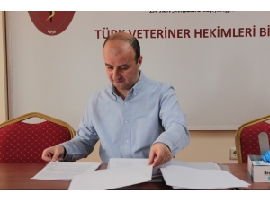 Prof. Dr. Azkur, “Veteriner İşleri Genel Müdürlüğü’nün Kurulması Gerekliliğini İzah Ediyoruz”