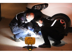 Karaman’da İkamete Tüfekle Ateş Edip Kaçtılar