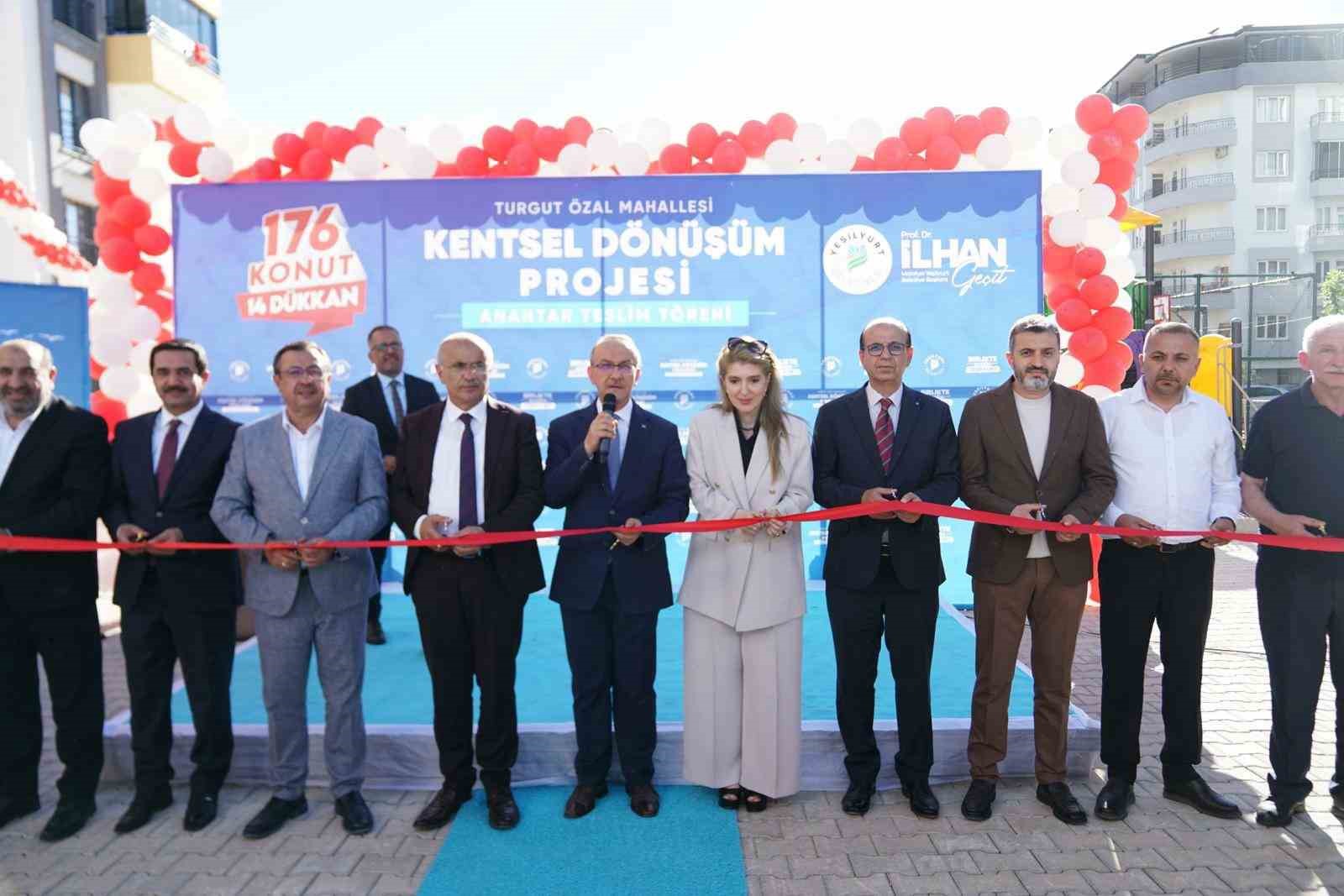 yesil-yasam-evleri-hak-sahiplerine-teslim-edildi