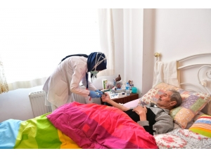 Korona İle Mücadelede Beyaz Melekler Görev Başında