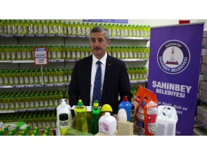 Şahinbey Belediyesi’nden Binlerce Aileye Biner Tl Destek