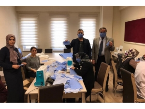 Şiran’da Maske Üretimi Başladı