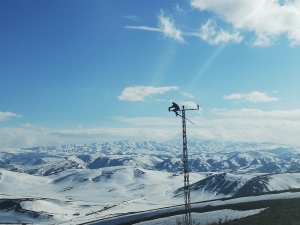 Vedaş Ekipleri, Koronaya Karşı Evde Kalanlar İçin 7/24 Sahada