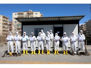 Diyarbakır’da Dezenfekte Çalışmaları Aralıksız Sürüyor