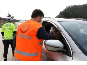 Karabük’te Kente Giriş Çıkışlar Ateş Ölçer Cihazla Kontrol Altında