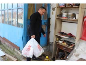 Mahalle Muhtarından Örnek Davranış