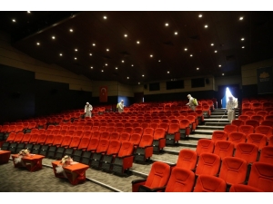 Sultanbeyli’de Korona Virüsle Mücadele Hız Kesmeden Sürüyor