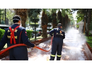 Aydın’da Durak Ve Yollar Dezenfekte Ediliyor