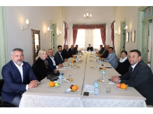 Başkan Yücel’den Oda Başkanlarıyla "Korona" Toplantısı