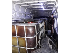 Ceyhan’da 2,5 Ton Kaçak Madeni Yağ Ele Geçirildi