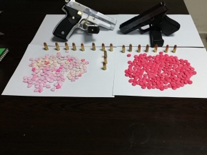 Uyuşturucudan 77 Tutuklama