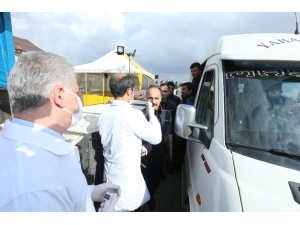 Büyükşehir Şehrin Giriş Ve Çıkışlarına Sağlık Standı Kurdu