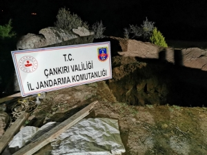 Çankırı’da Kaçak Kazı Yapan 2 Kişi Suçüstü Yakalandı