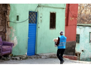 Evde Kalan Yaşlılara Develi Belediyesi’nden Yemek Desteği