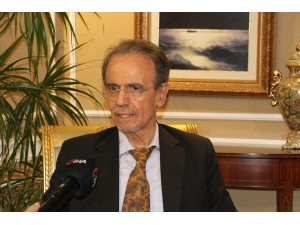 Prof. Dr. Mehmet Ceyhan: “Halk Kurallara Uyarsa Yayılım 1 Ayda Kontrol Altına Alınır”