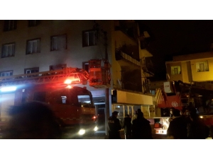 Bursa’da Yangın Mahalleliyi Sokağa Döktü