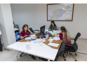 Kriz Merkezinde 65 Yaş Üstü Vatandaşlara Gıda Ve İlaç Yardımı İçin Yeni Hat Açıldı