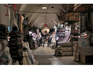 Kapalı Çarşıda Korona Sessizliği