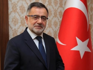 Müftü İzan’dan Gençlere, "Yaşlılara Karşı Saygılı Olun" Çağrısı