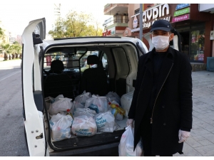 Yardımseverden Yaşlılara Askıda Erzak