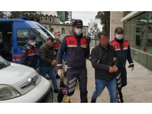 Yazlıklardan Çalıp İnternet Sitesinden Satışa Sundular