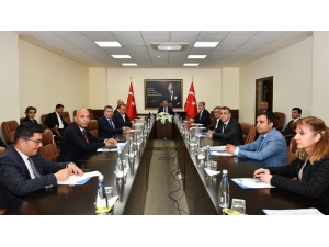 İl Pandemi Koordinasyon Kurulu Toplantısında Tedbirler Masaya Yatırıldı