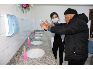 Büyükşehir Huzurevinde Önlemleri Artırdı