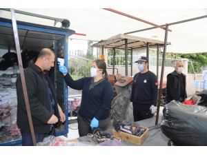 Semt Pazarlarında Koronaya Karşı Ateş Ölçümü