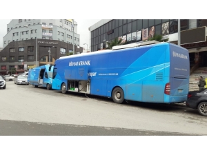 Personelinde Korona Virüs Şüphesi Olan Banka; Şubesi, Mobil Şubeden Hizmet Veriyor